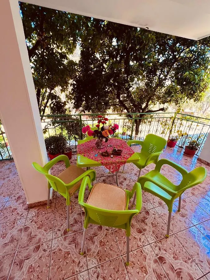Ola'S Guest House Vlorë